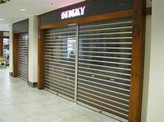 Curtain Shutter