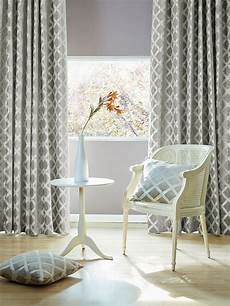 Ready­Made Curtain
