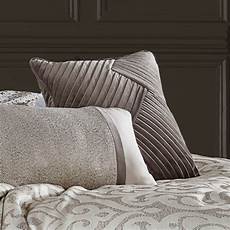 Rich Design Curtains